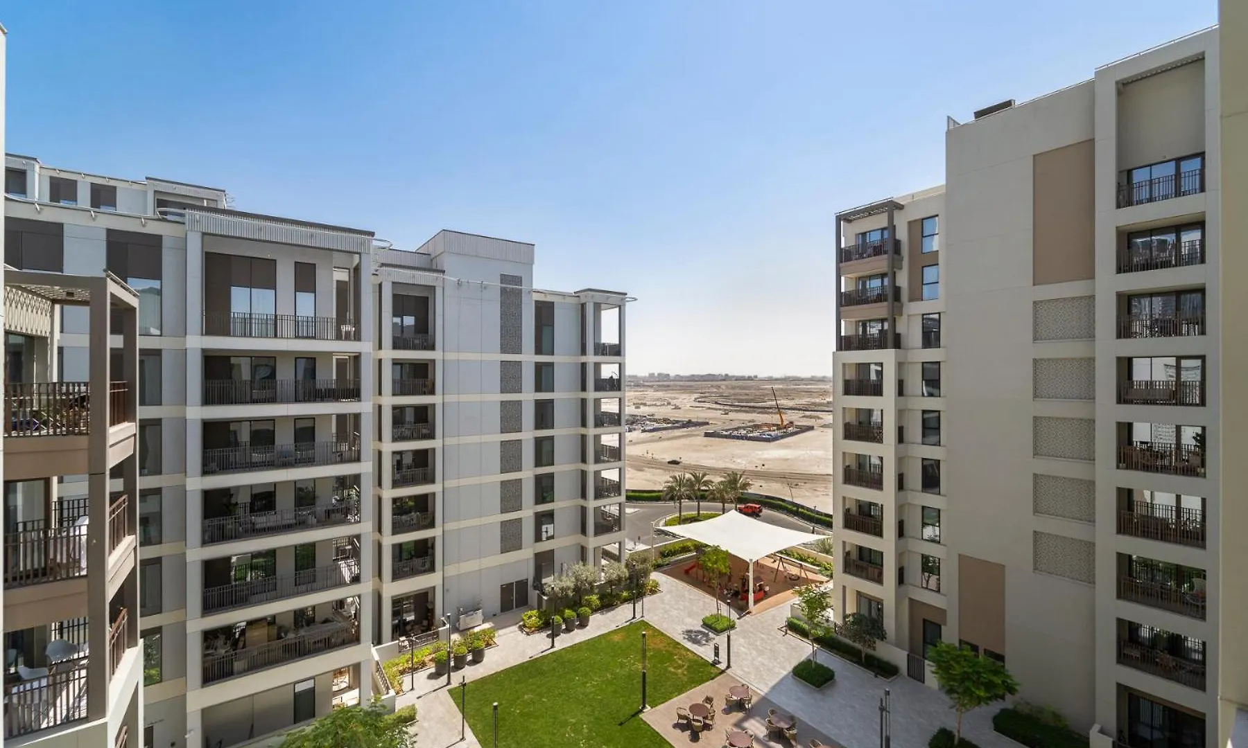 1Br Summer 4 Direct Beach Access Dubai