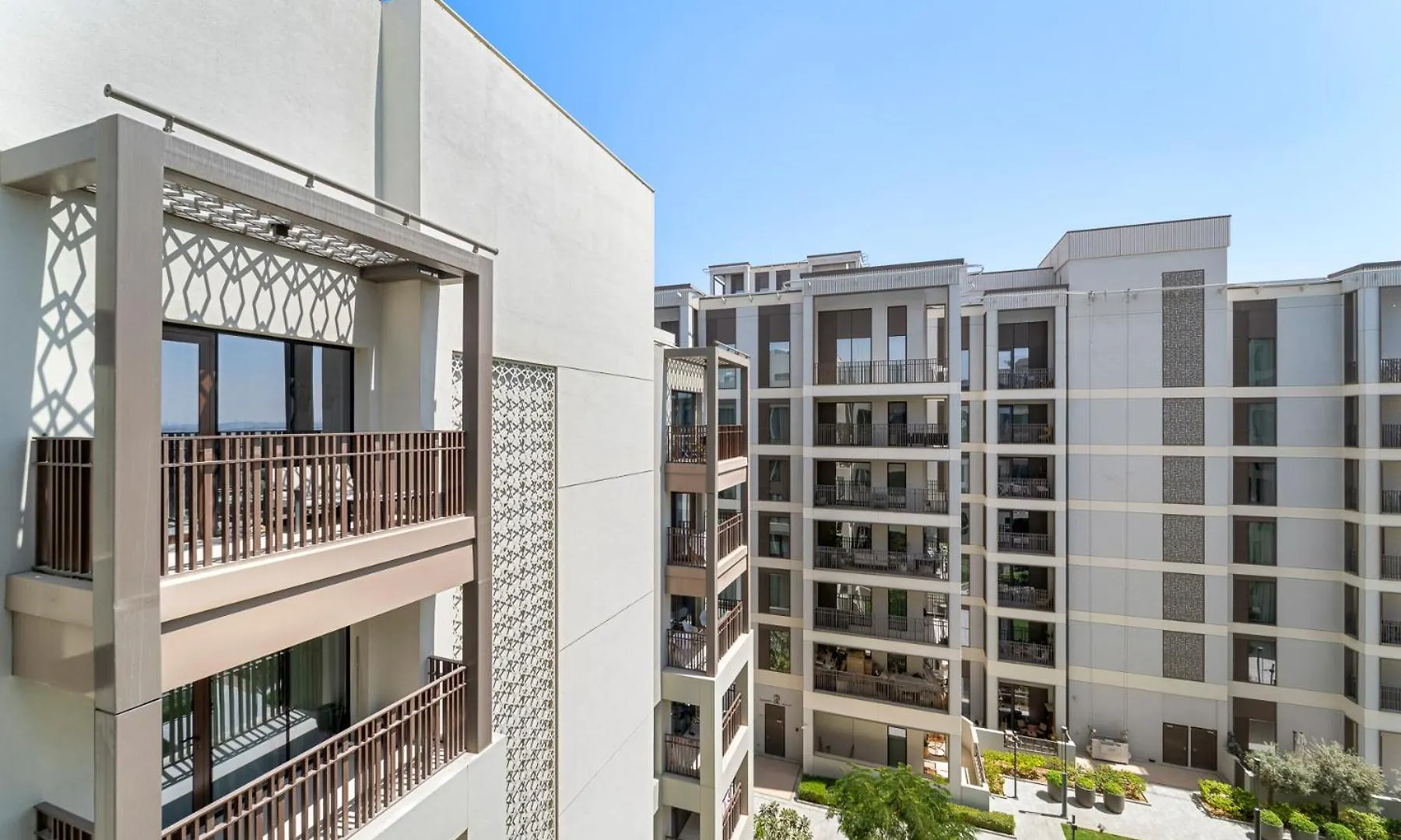 1Br Summer 4 Direct Beach Access Dubai United Arab Emirates