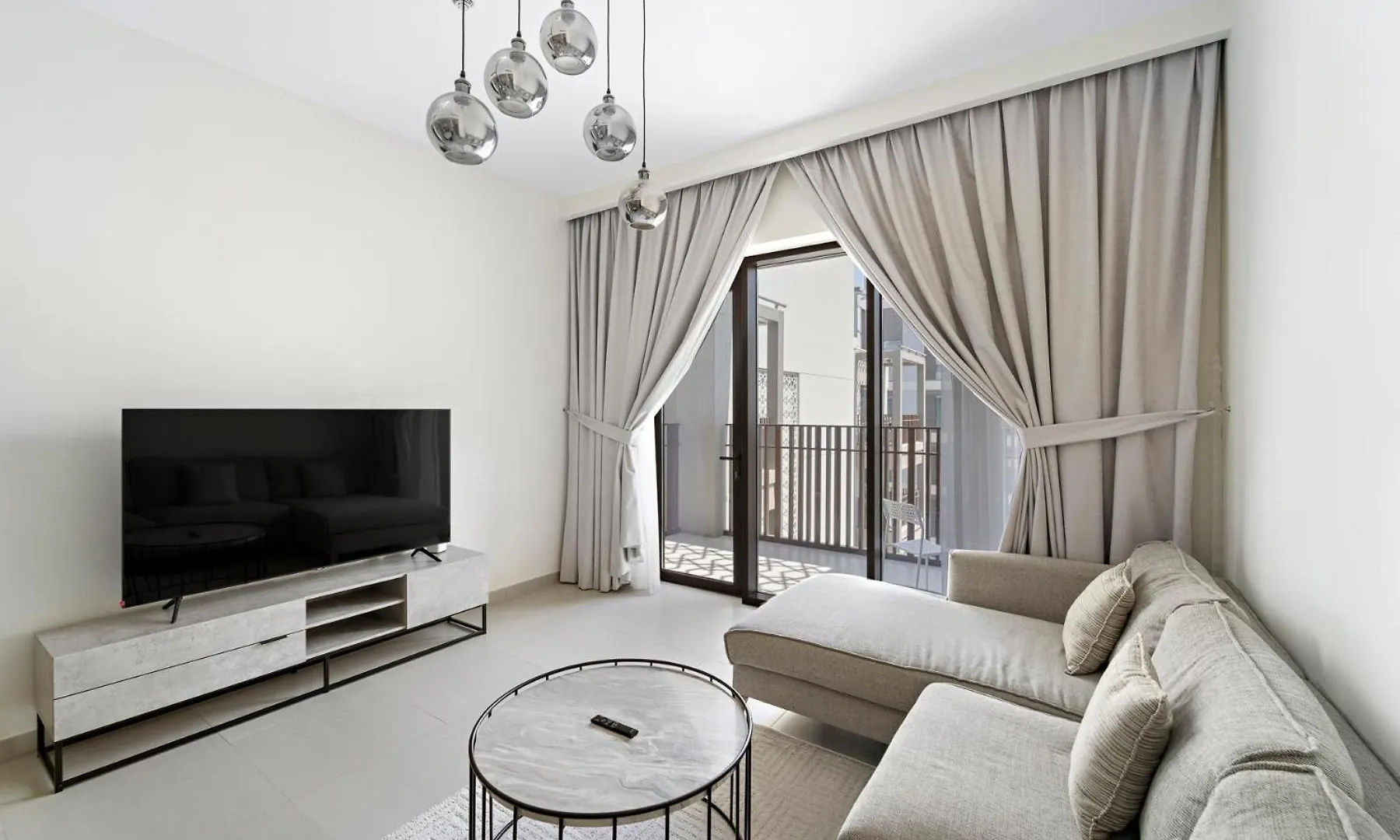 1Br Summer 4 Direct Beach Access Dubai 0*,  United Arab Emirates